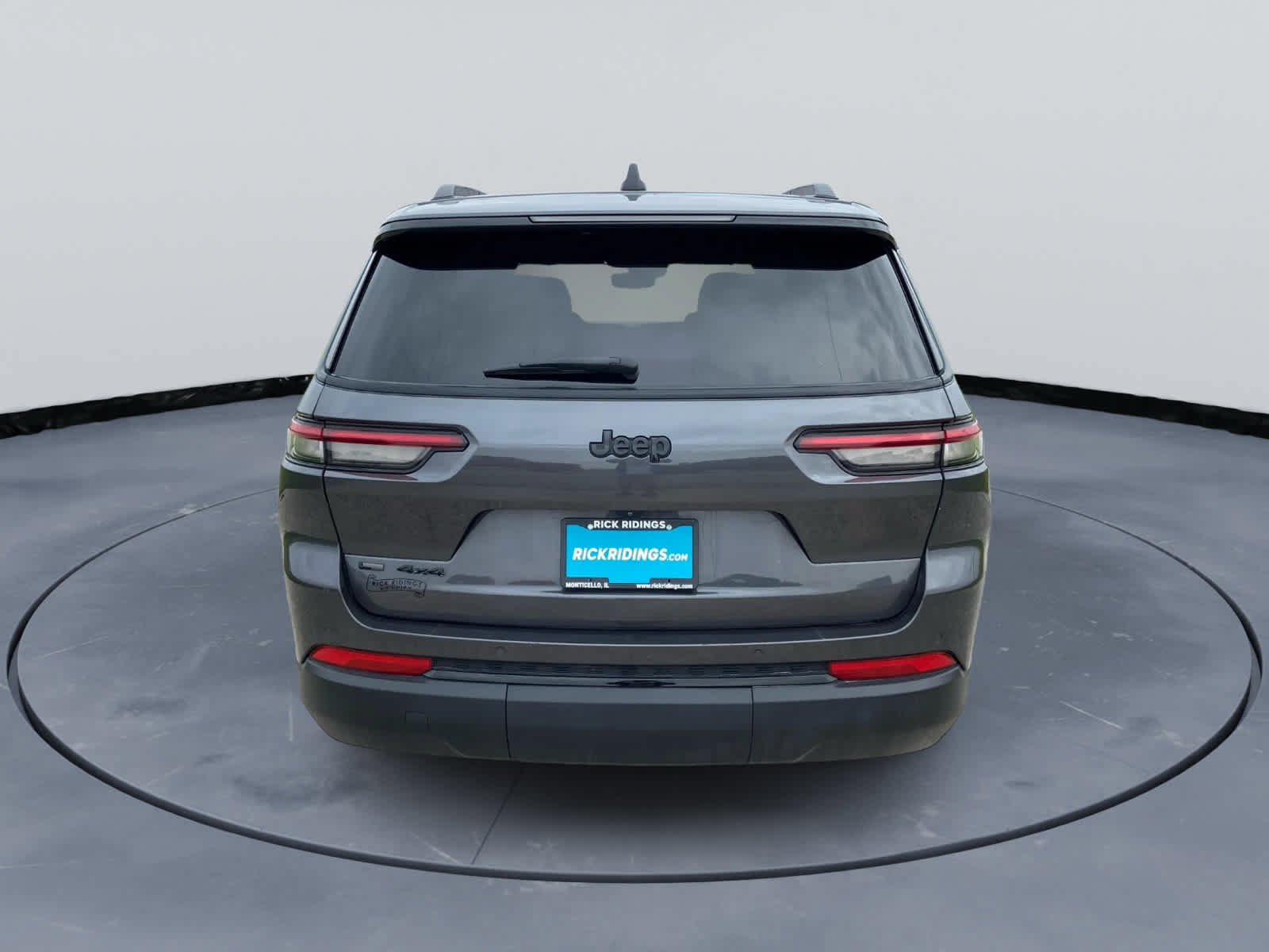 Used 2023 Jeep Grand Cherokee L Laredo AWD/4WD image 10
