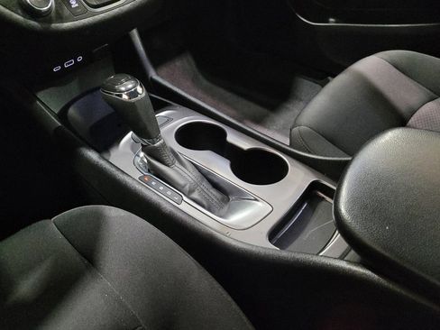 Used 2019 Chevrolet Malibu LS FWD image 26