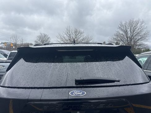 Used 2023 Ford Explorer ST w/ Equipment Group 401A image 7