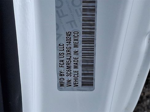 Used 2024 RAM 2500 Tradesman w/ Chrome Appearance Group image 27