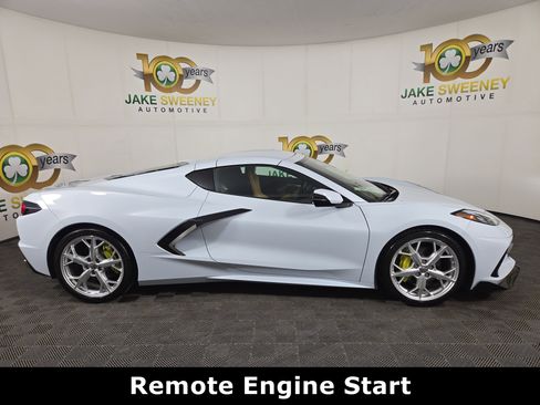 Used 2021 Chevrolet Corvette Stingray Preferred Cpe w/ Engine Appearance Package image 10