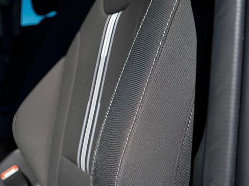 Used 2023 Hyundai Elantra SEL w/ Convenience Package image 16