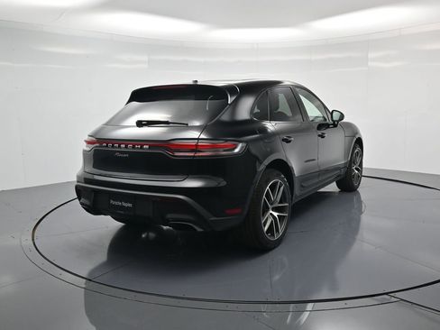 Used 2026 Porsche Macan AWD/4WD image 30