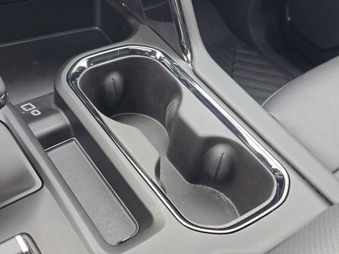 Used 2024 GMC Sierra 1500 AT4 w/ Technology Package image 28