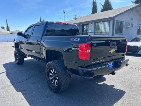 Used 2018 Chevrolet Silverado 1500 LT w/ All Star Edition AWD/4WD image 4