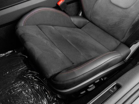 Used 2025 Porsche 911 Carrera 4 GTS image 28