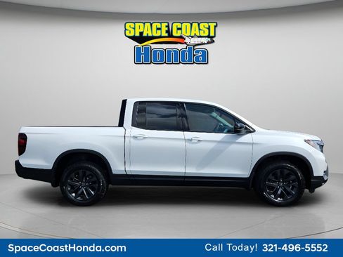New 2026 Honda Ridgeline Sport image 2