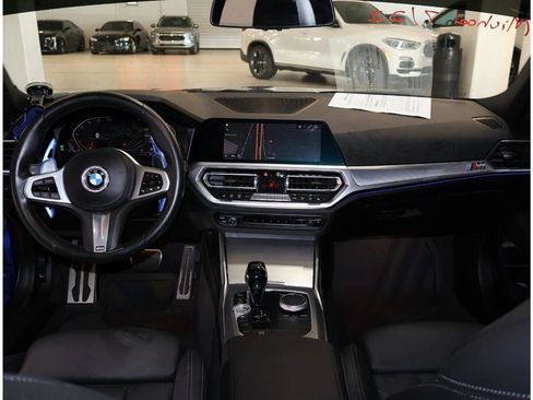 Used 2022 BMW 330i Sedan w/ M Sport Package RWD image 18
