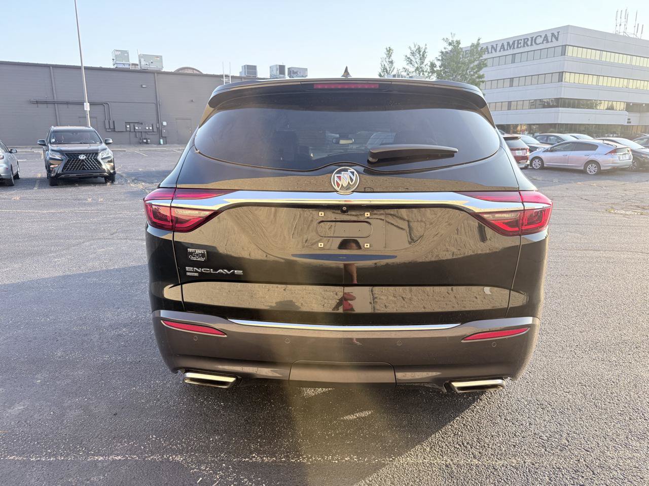 Used 2020 Buick Enclave Premium w/ Trailering Package, 5000 lbs. AWD/4WD image 4