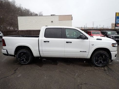 New 2026 RAM 1500 4x4 Crew Cab image 8