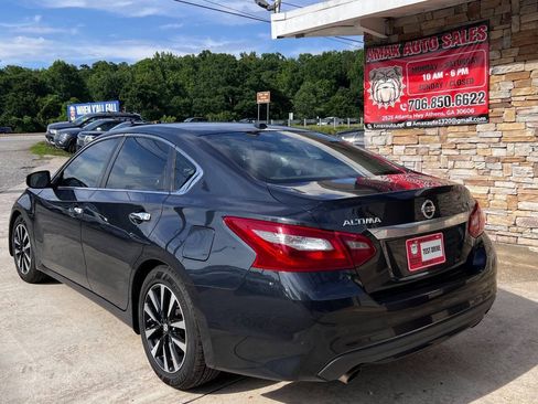 Used 2018 Nissan Altima 2.5 SL FWD image 4