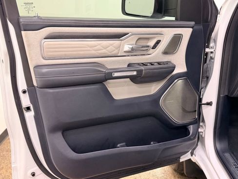 Used 2023 RAM 1500 Limited AWD/4WD image 11