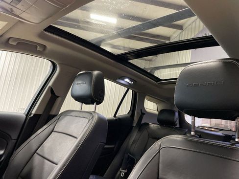 Used 2019 GMC Terrain Denali w/ Driver Alert Package II AWD/4WD image 24