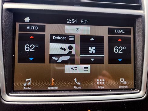 Used 2017 Lincoln MKX Premiere FWD image 35