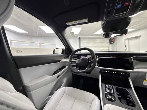 New 2026 Jeep Cherokee Laredo AWD/4WD image 15