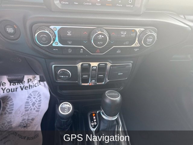 Certified 2023 Jeep Gladiator Sport AWD/4WD image 17
