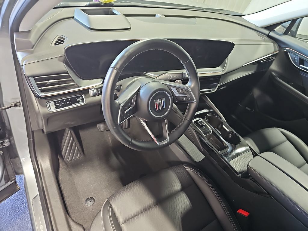 Used 2025 Buick Envision Preferred AWD/4WD image 15