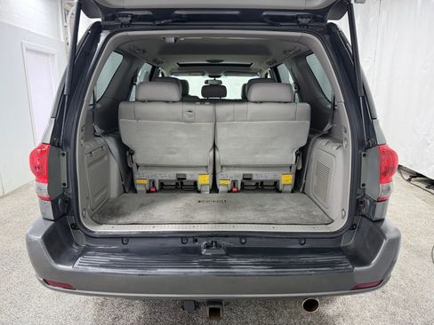 Used 2005 Toyota Sequoia Limited image 39