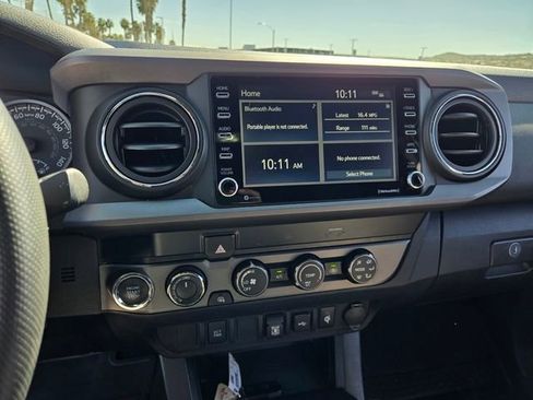 Used 2020 Toyota Tacoma TRD Off-Road image 13