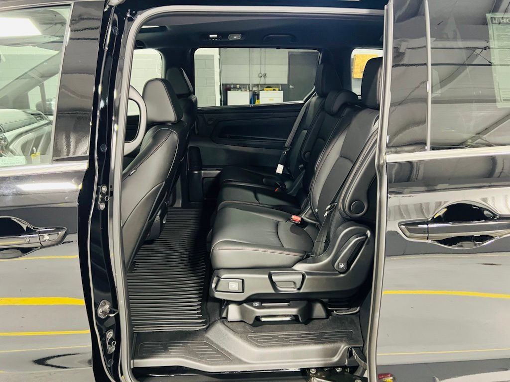 New 2026 Honda Odyssey Sport-L image 27