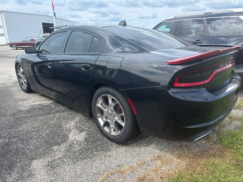 Used 2016 Dodge Charger SXT AWD/4WD image 5