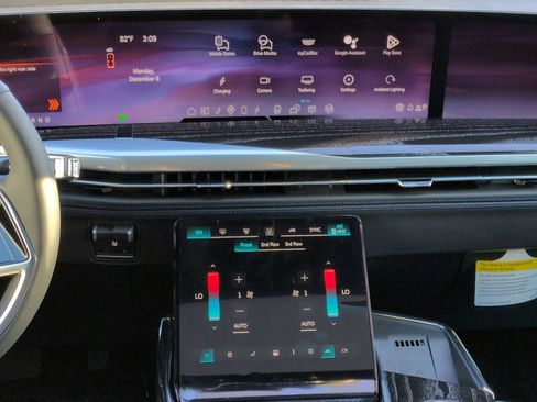 New 2026 Cadillac Escalade IQ Sport 1 image 18