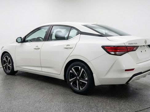 Used 2025 Nissan Sentra SV FWD image 6
