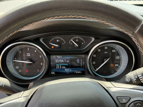 Used 2018 Buick Envision Preferred FWD image 18