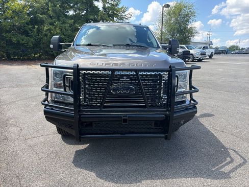 Used 2022 Ford F350 XL w/ STX Appearance Package AWD/4WD image 2