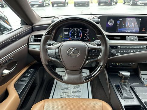 Used 2020 Lexus ES 350 w/ Premium Package image 14