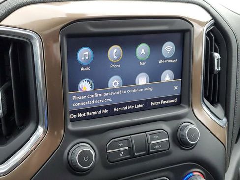 Used 2022 Chevrolet Silverado 1500 High Country w/ Z71 Off-Road Package image 13