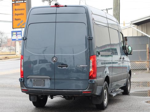 Used 2019 Mercedes-Benz Sprinter 144 image 7