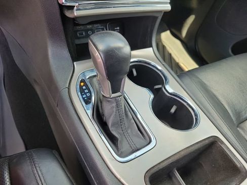 Used 2020 Jeep Grand Cherokee Limited w/ Luxury Group II RWD image 24