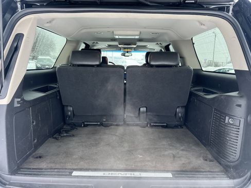 Used 2010 GMC Yukon XL Denali image 10