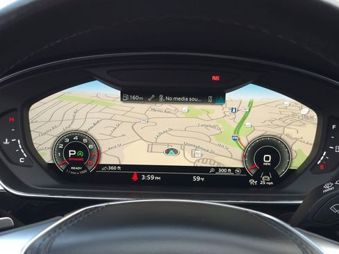 Used 2023 Audi A8 L 3.0T w/ Luxury Package image 39