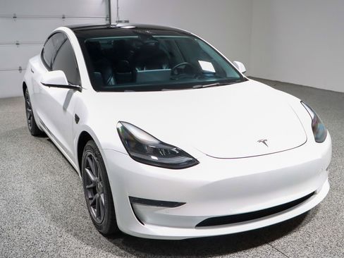Used 2022 Tesla Model 3 Long Range image 5