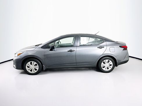 Used 2024 Nissan Versa S w/ Trunk Package image 4
