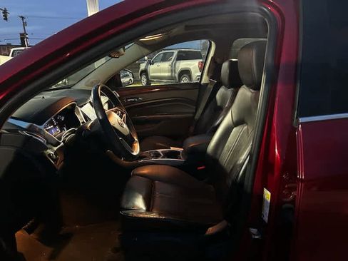 Used 2016 Cadillac SRX Luxury image 5