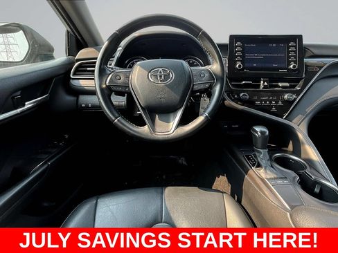 Used 2022 Toyota Camry SE FWD image 10