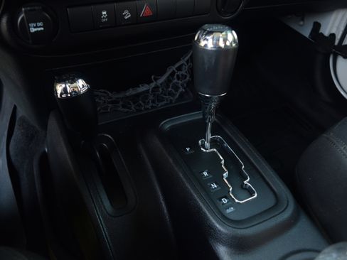 Used 2016 Jeep Wrangler Sport w/ Quick Order Package 24S image 10