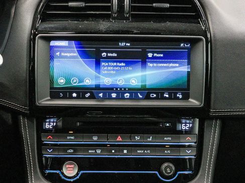 Used 2017 Jaguar F-PACE S AWD/4WD image 16