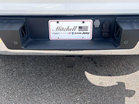 Used 2024 Ford F150 XLT w/ Equipment Group 302A MID image 6