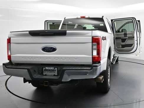 Used 2017 Ford F250 XLT AWD/4WD image 40