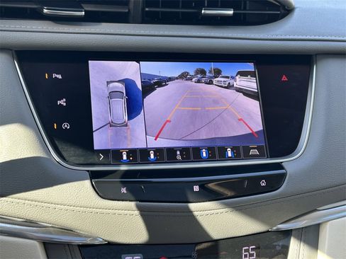 Used 2020 Cadillac XT5 Premium Luxury image 35