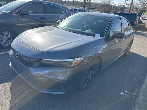 Used 2023 Honda Civic Sport image 28