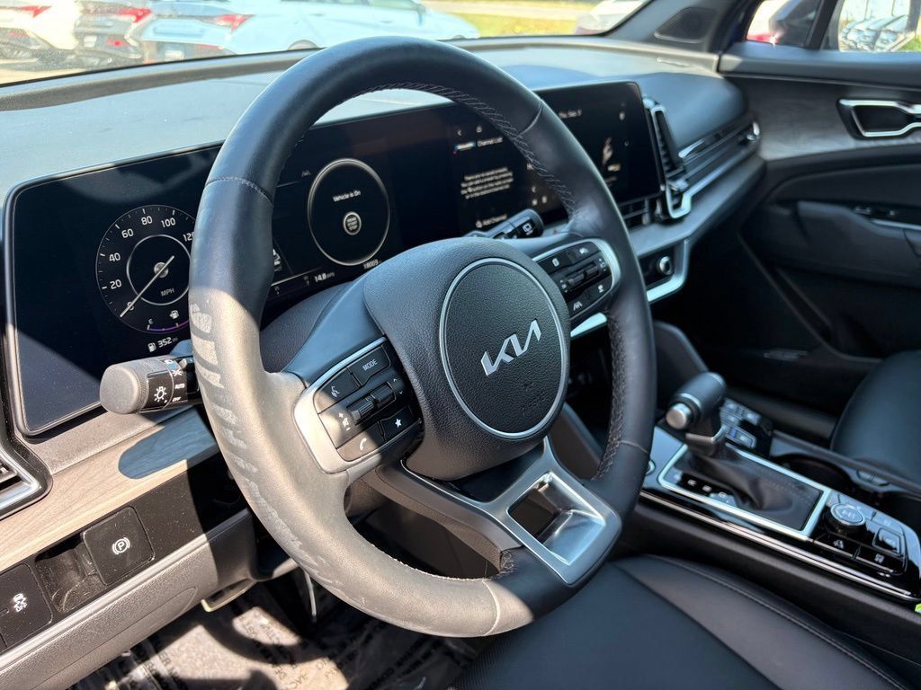 Used 2025 Kia Sportage X-Pro Prestige AWD/4WD image 9