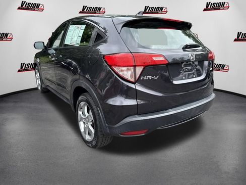 Used 2017 Honda HR-V LX image 7