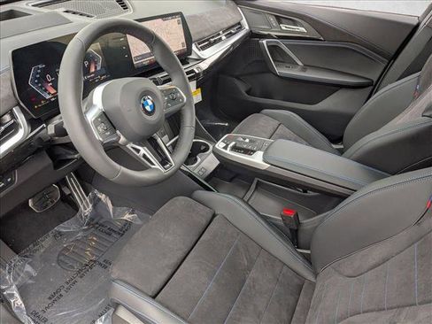 New 2026 BMW X2 xDrive28i image 3