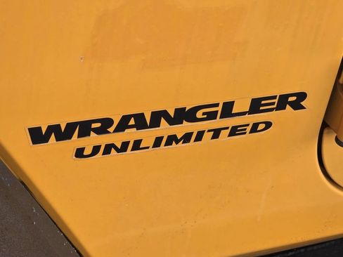 Used 2012 Jeep Wrangler Unlimited Sport w/ Connectivity Group AWD/4WD image 24
