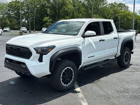 New 2026 Toyota Tacoma TRD Off-Road AWD/4WD image 2